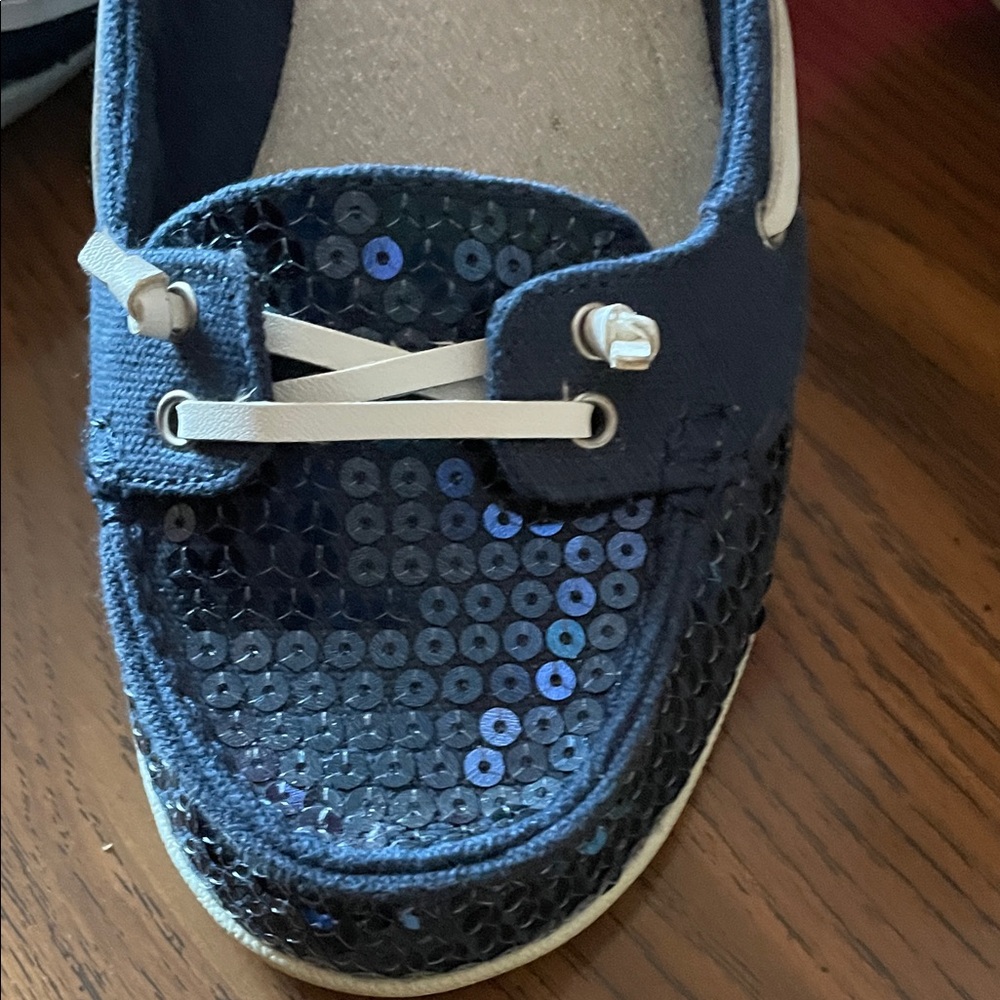 Xhilaration Navy Sequin Boat Shoes w White leather laces Comfy SZ 8 EUC - Picture 4 of 10